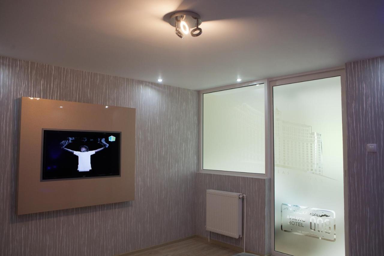 Lvc,Lac & Nyc Apartshotel Faleza 갈라치 외부 사진