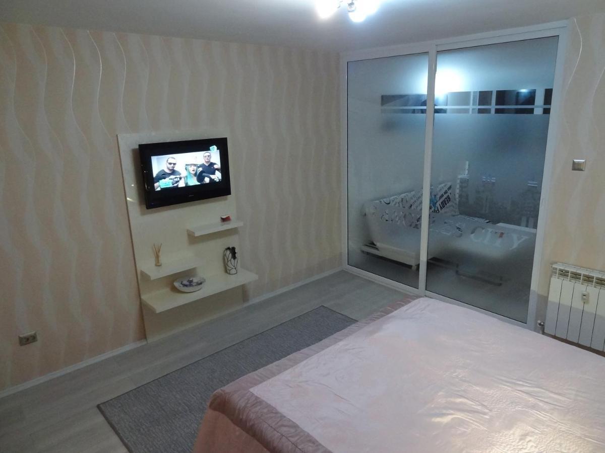Lvc,Lac & Nyc Apartshotel Faleza 갈라치 외부 사진