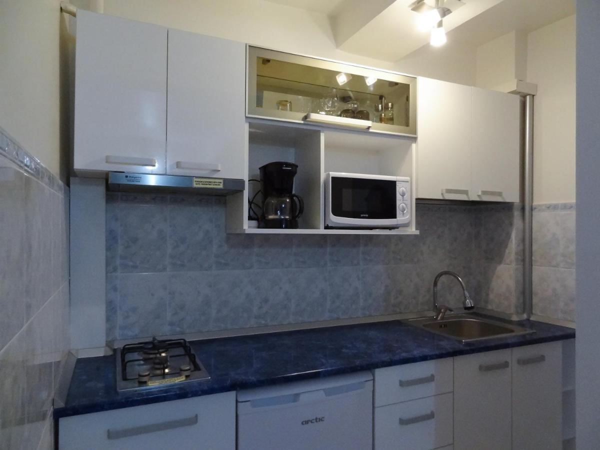 Lvc,Lac & Nyc Apartshotel Faleza 갈라치 외부 사진