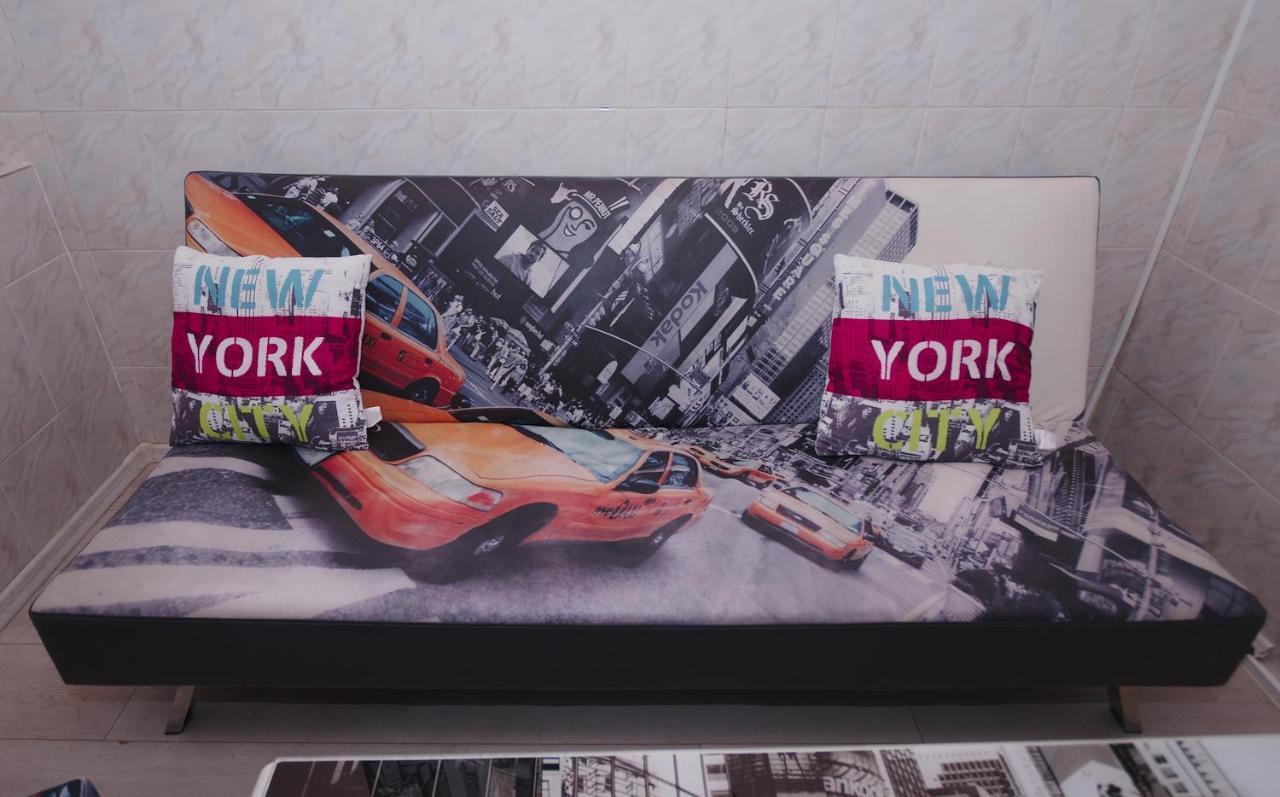 Lvc,Lac & Nyc Apartshotel Faleza 갈라치 외부 사진