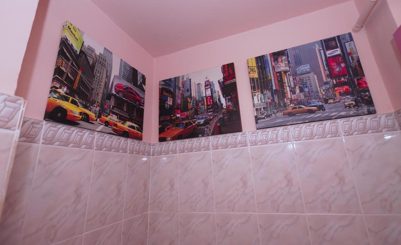 Lvc,Lac & Nyc Apartshotel Faleza 갈라치 외부 사진