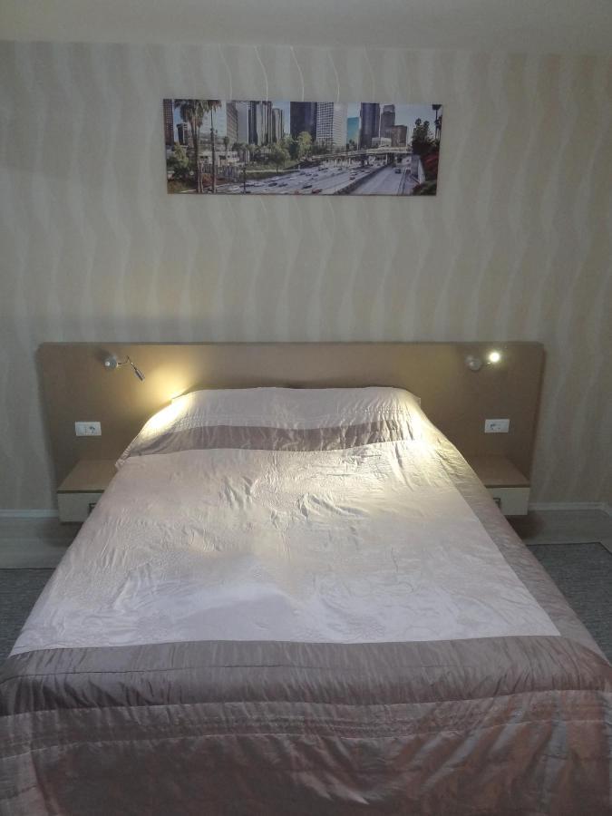 Lvc,Lac & Nyc Apartshotel Faleza 갈라치 외부 사진