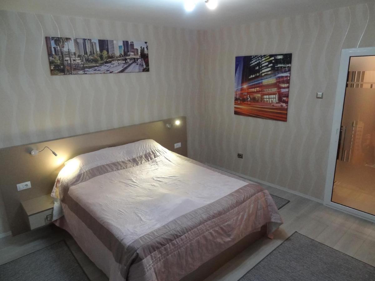 Lvc,Lac & Nyc Apartshotel Faleza 갈라치 외부 사진