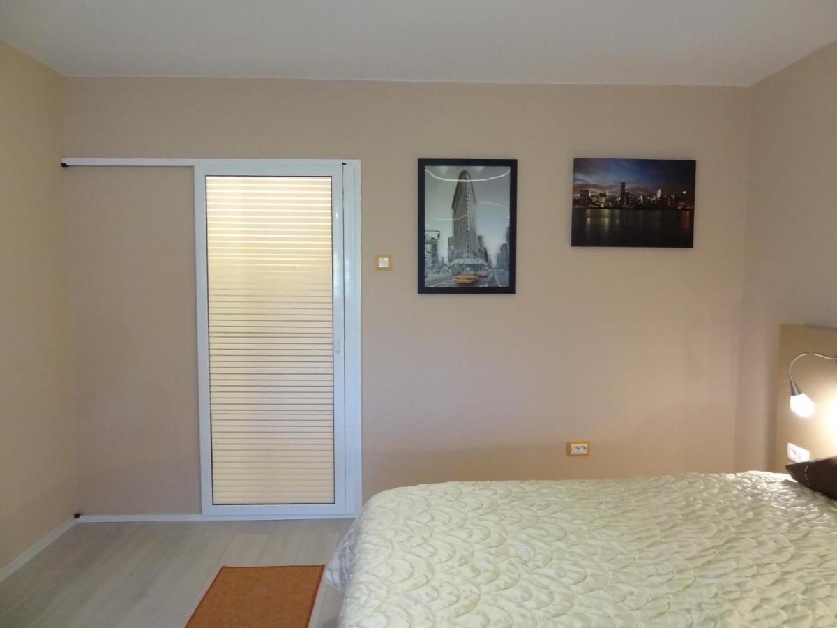 Lvc,Lac & Nyc Apartshotel Faleza 갈라치 외부 사진