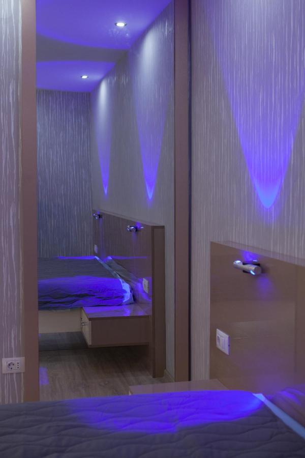 Lvc,Lac & Nyc Apartshotel Faleza 갈라치 외부 사진