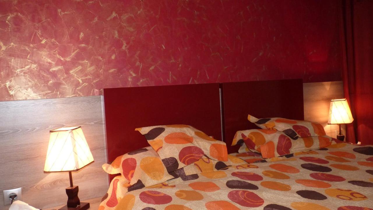 Lvc,Lac & Nyc Apartshotel Faleza 갈라치 외부 사진